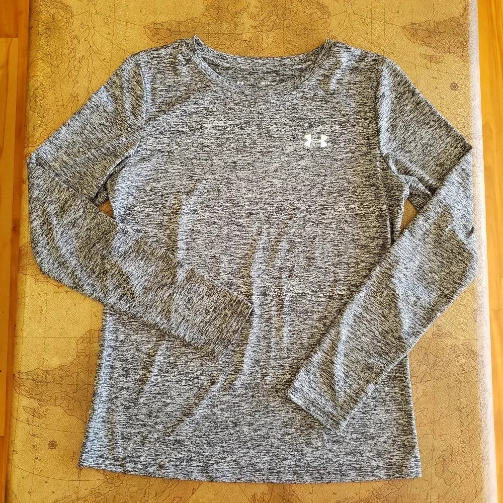 *UNDER ARMOUR, Size  M, Long sleeve, Black and Grey - Picture 3 of 8